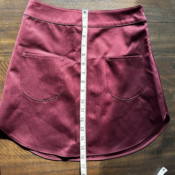 NWT H&M Burgundy Satin Pocket Skirt - Picture 16 of 16